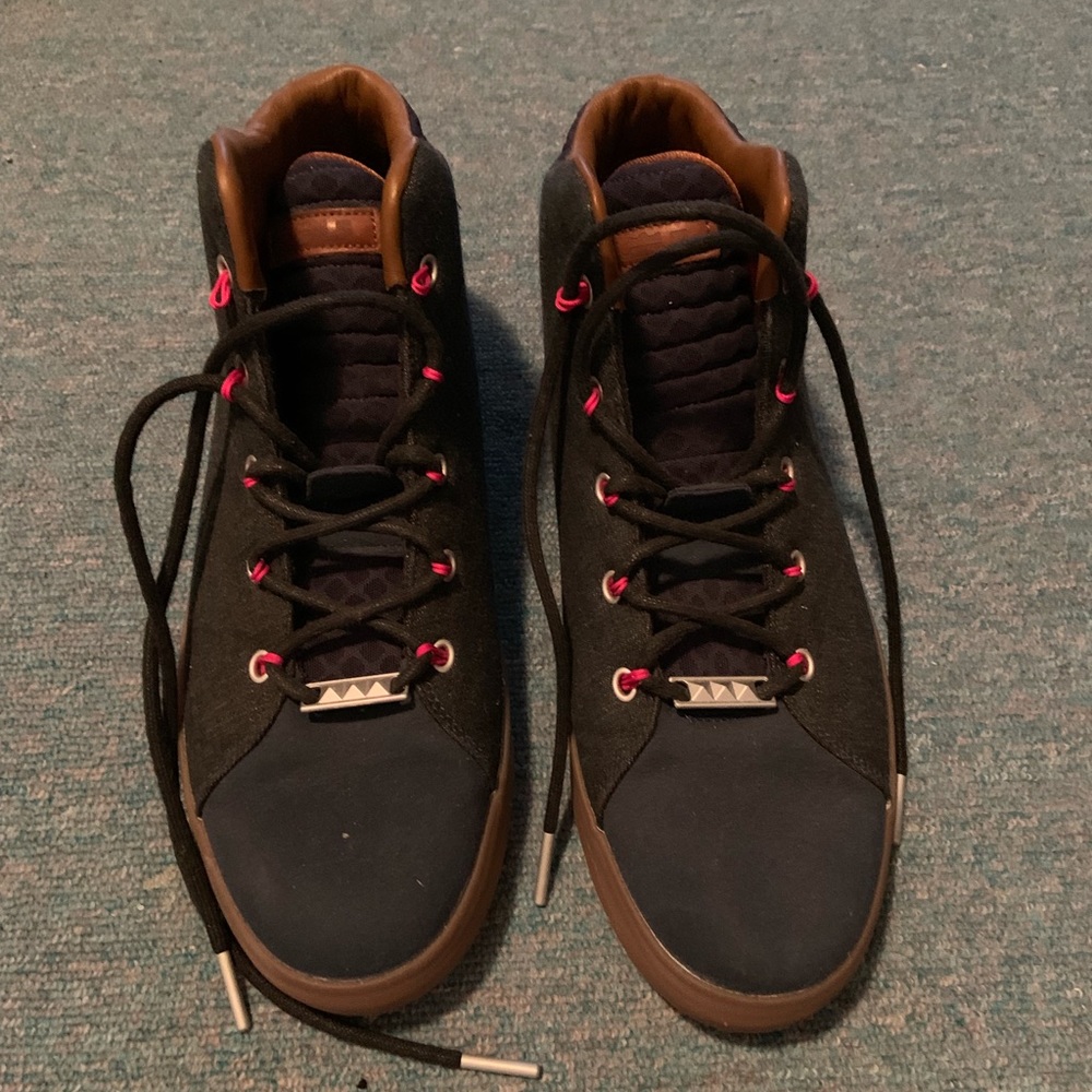 Men’s Nike LeBron 12 NSW Lifestyle